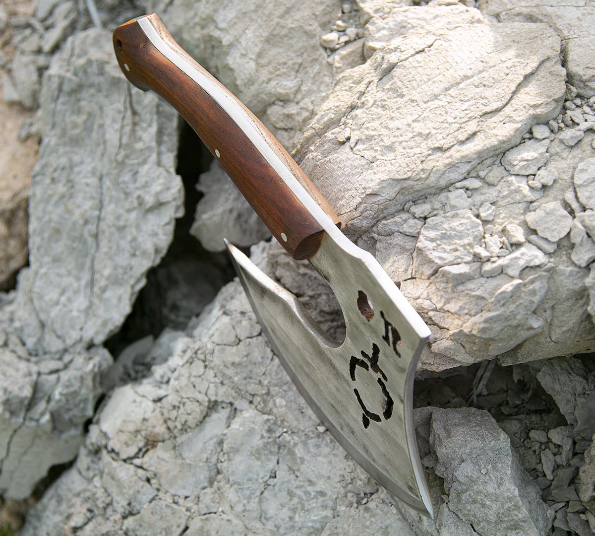 Ц/М Топорик ПВ из стали У-10