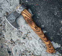 Топор из стали 9ХС с художественным оформлением