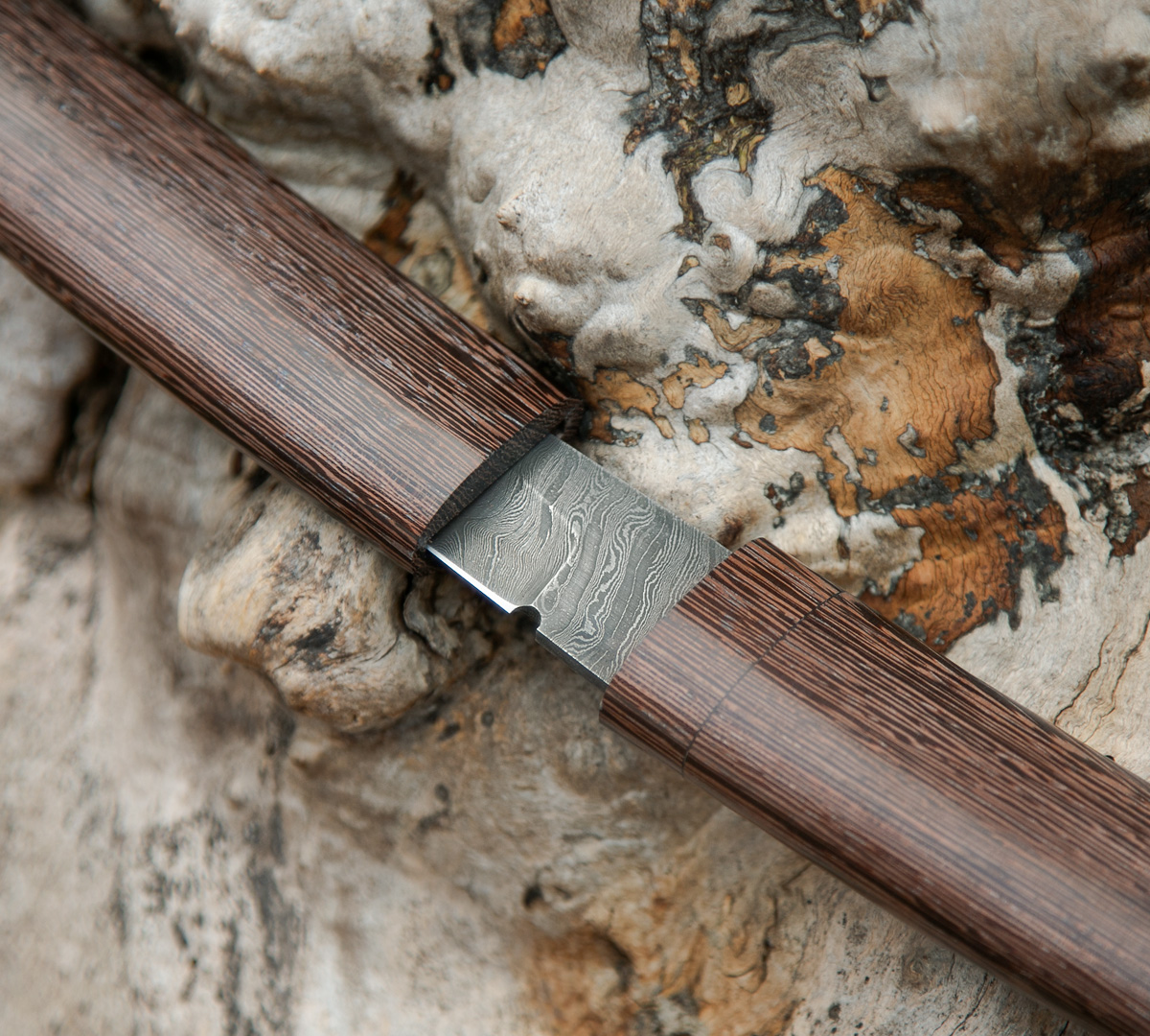 Нож Танто из дамасской стали