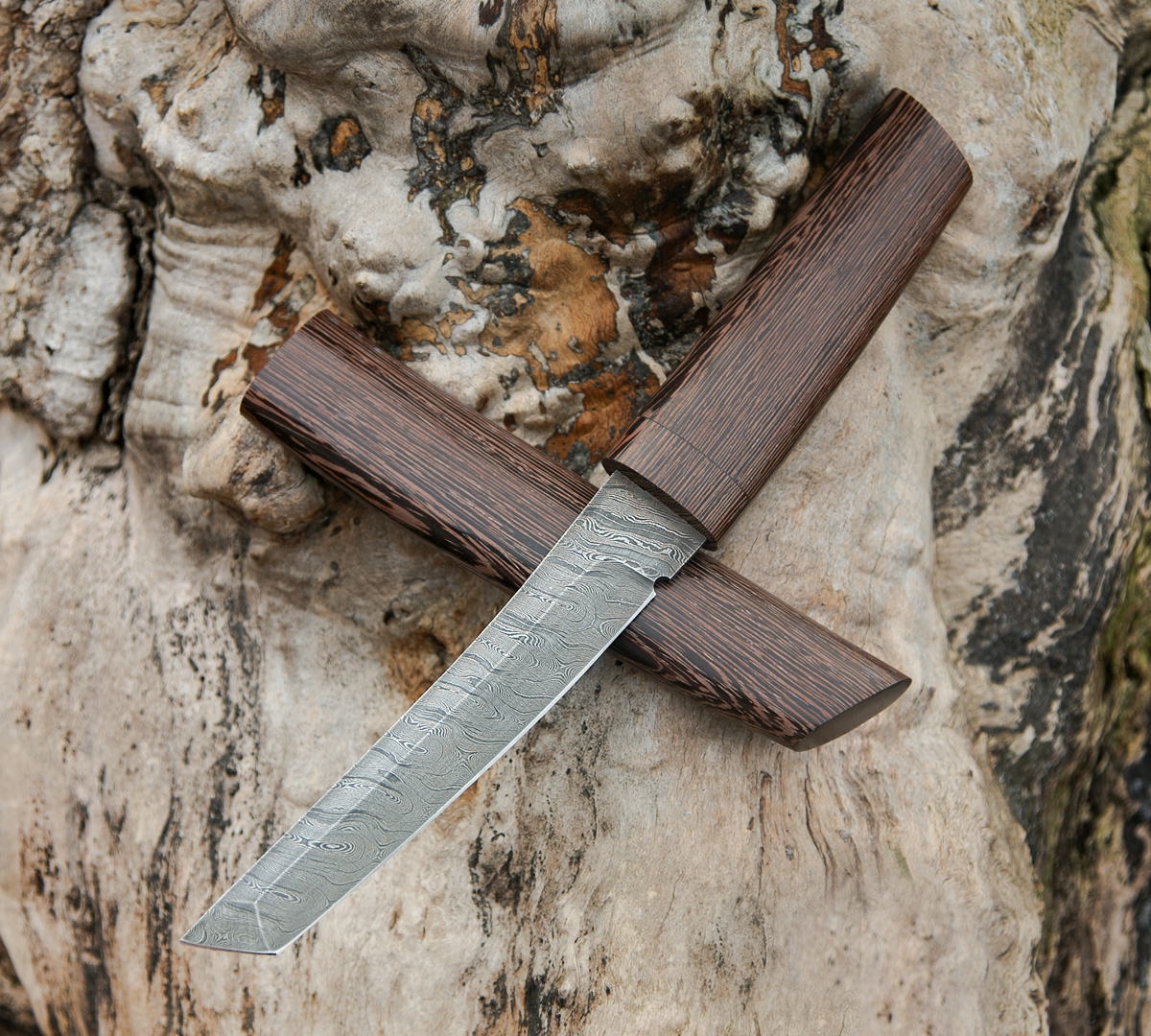 Нож Танто из дамасской стали
