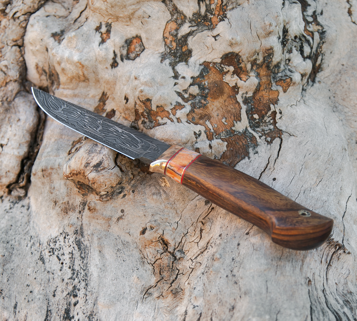 Нож Норвег из мозаичной дамасской стали
